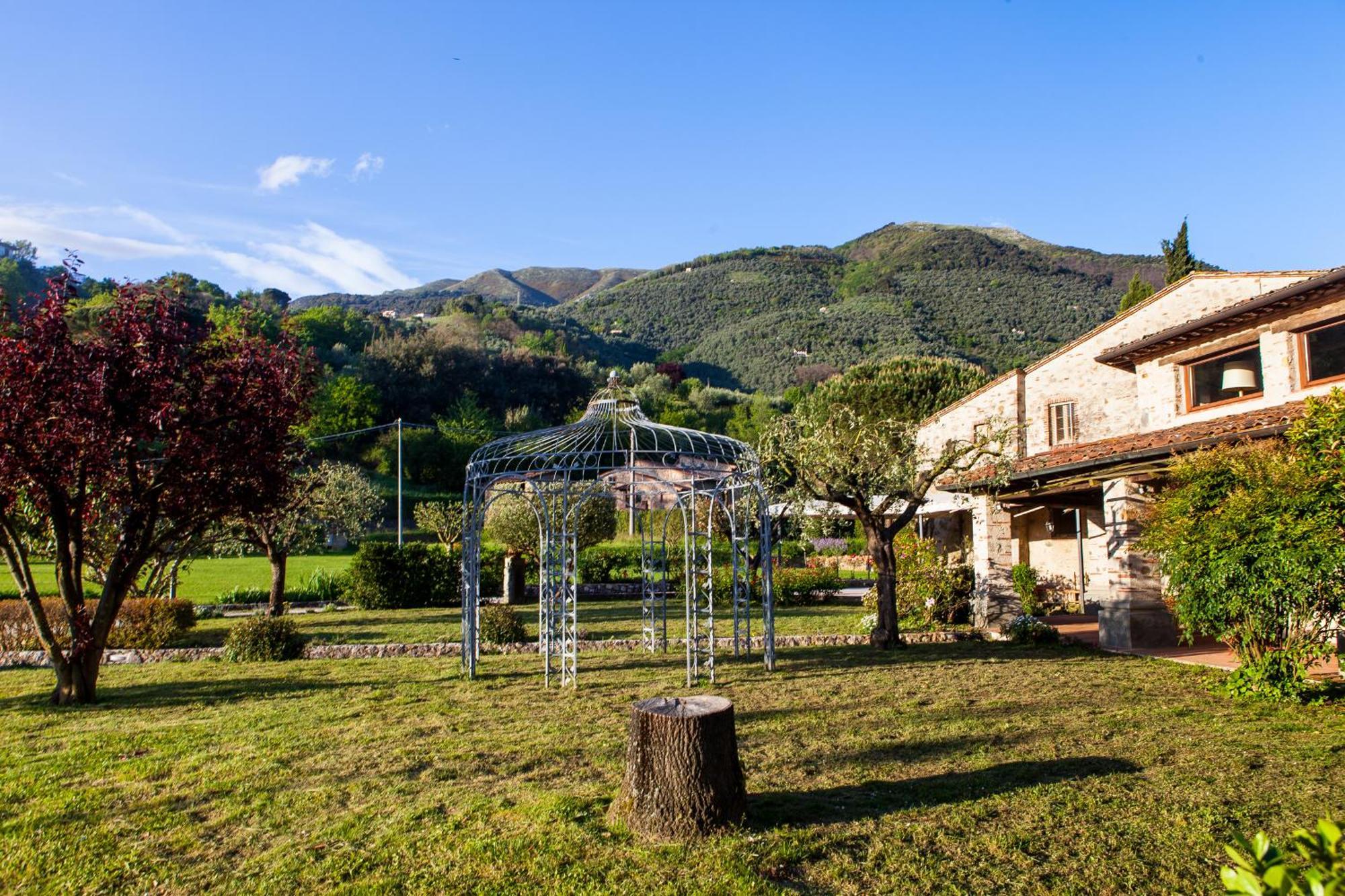 Bernardone Hotel Camaiore Kültér fotó