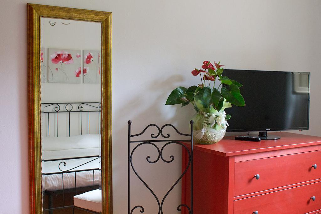 Bernardone Hotel Camaiore Szoba fotó